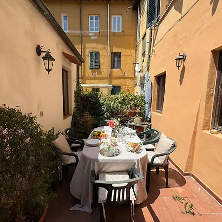 Casina Bella Di Lucca